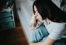 7 Behaviors That Indicate Someone Is Silently Depressed